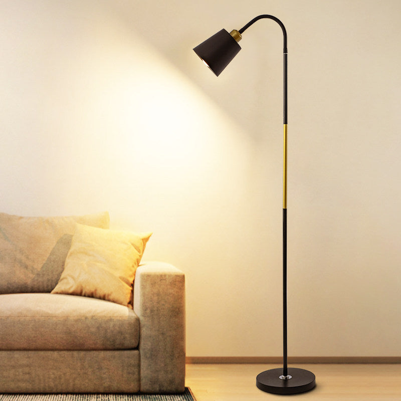 WARM ANGLE Single Floor Lamp